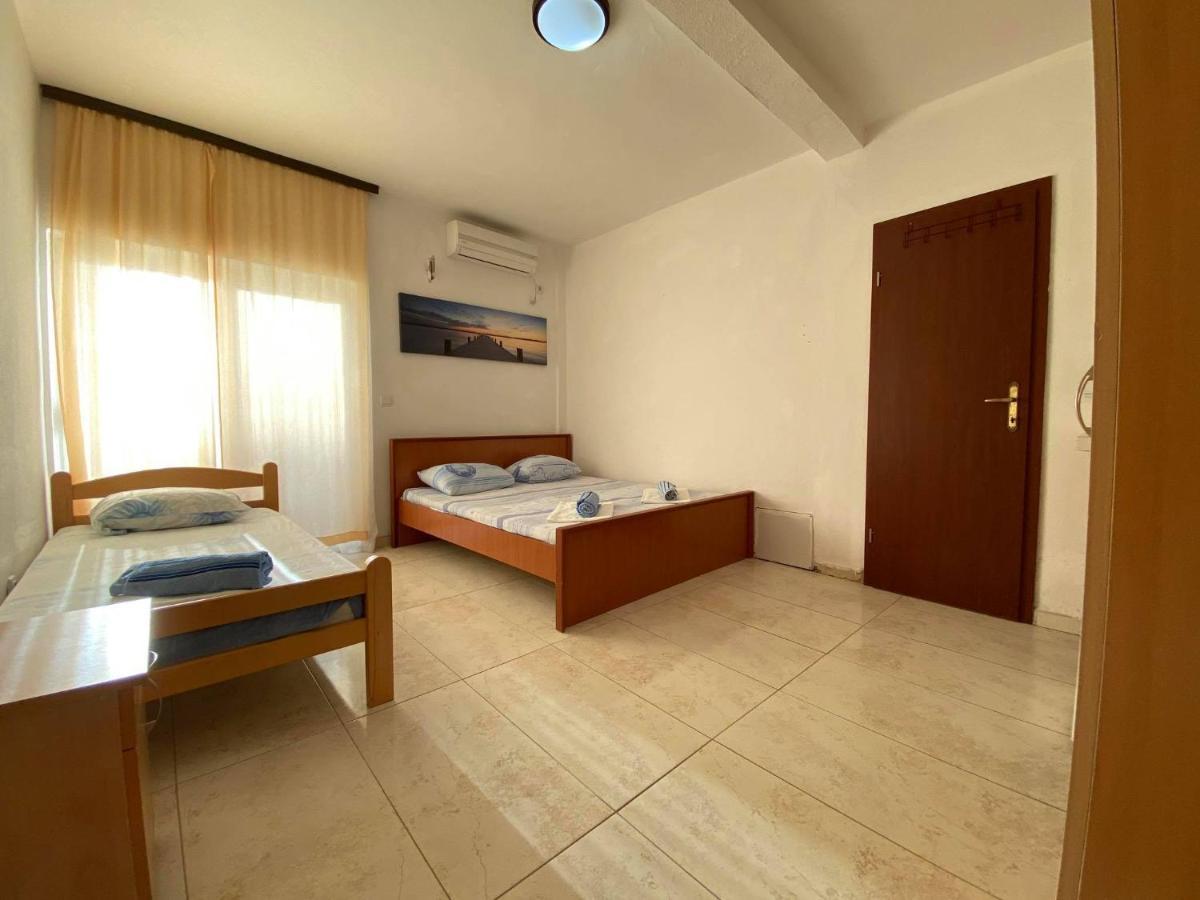 Etna Apartments Ulcinj Esterno foto