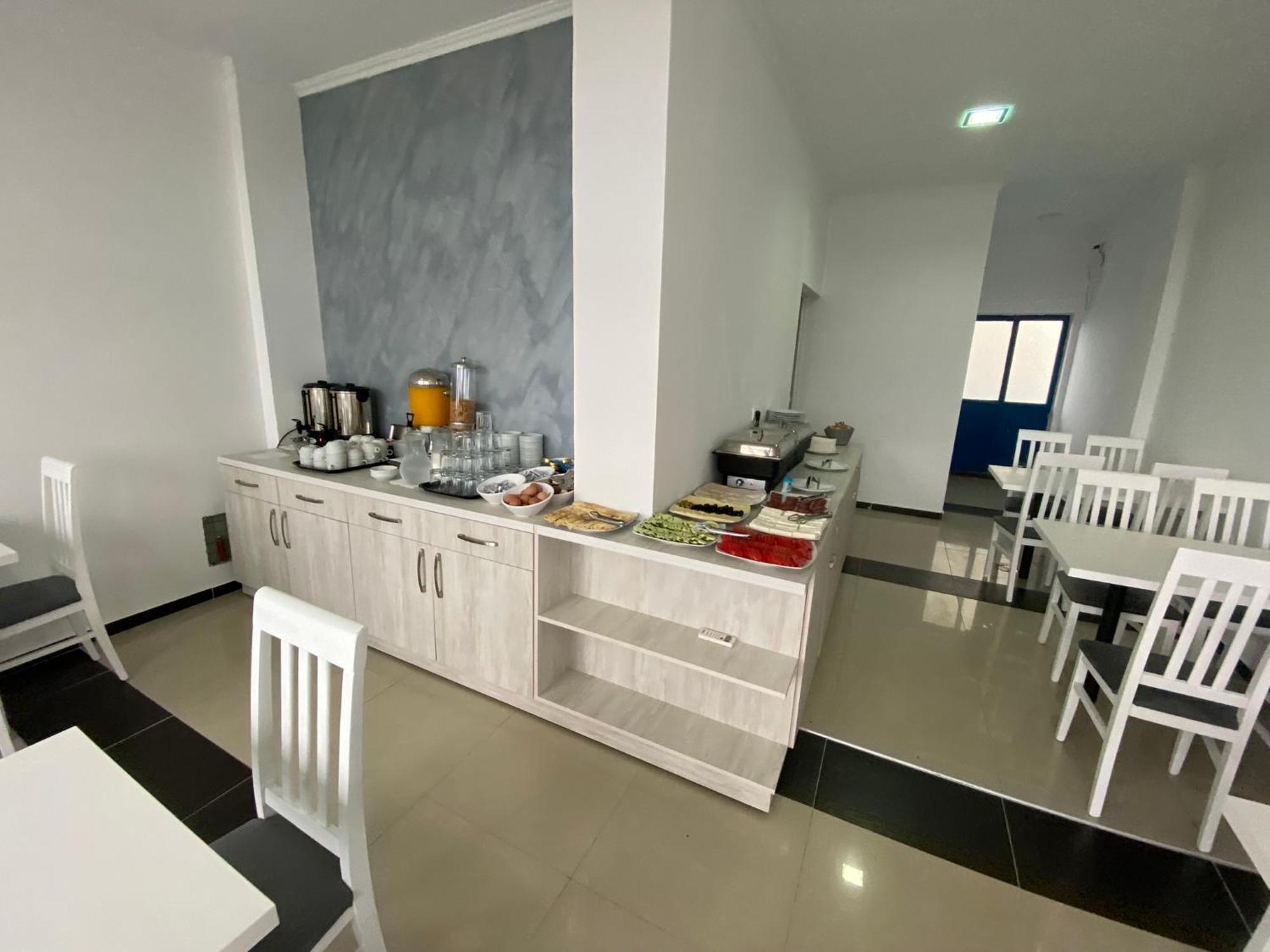 Etna Apartments Ulcinj Esterno foto