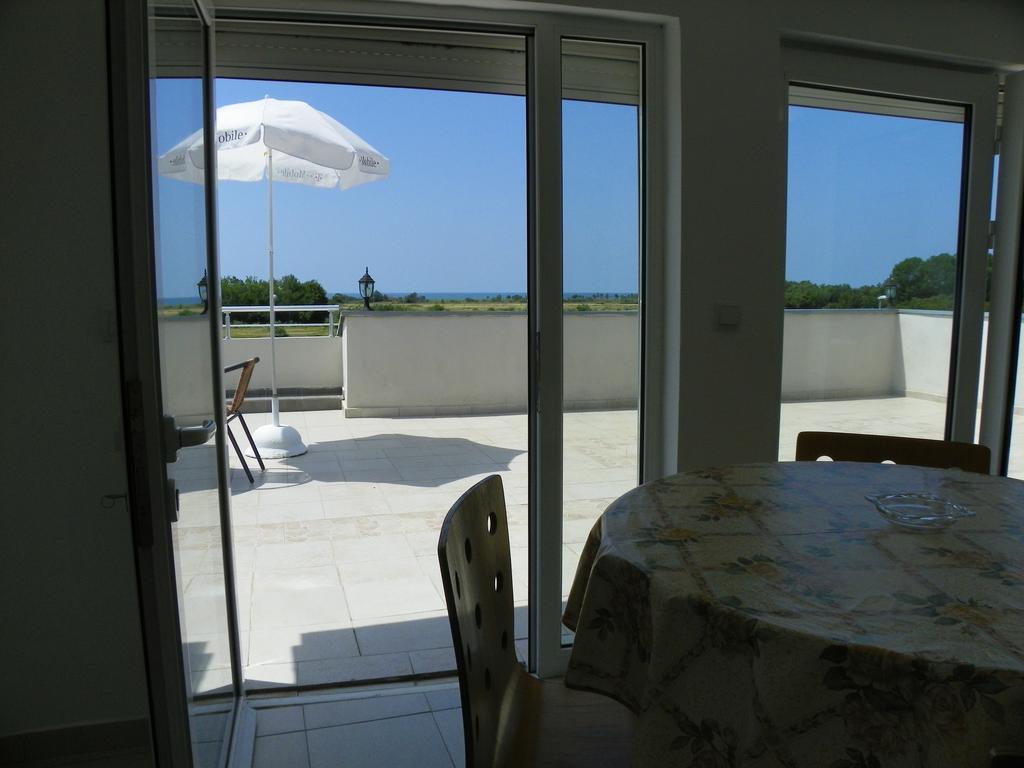 Etna Apartments Ulcinj Esterno foto