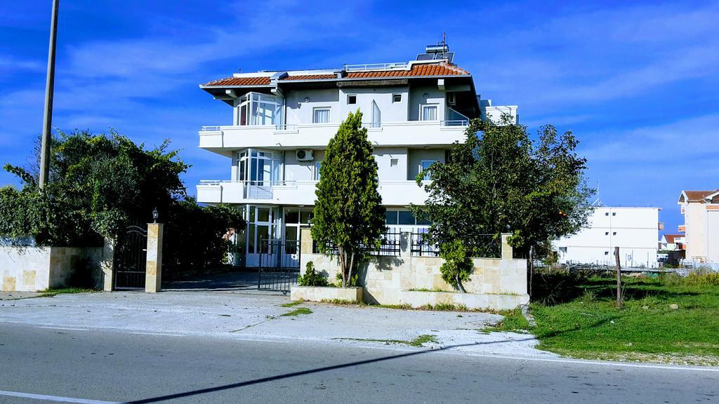 Etna Apartments Ulcinj Esterno foto